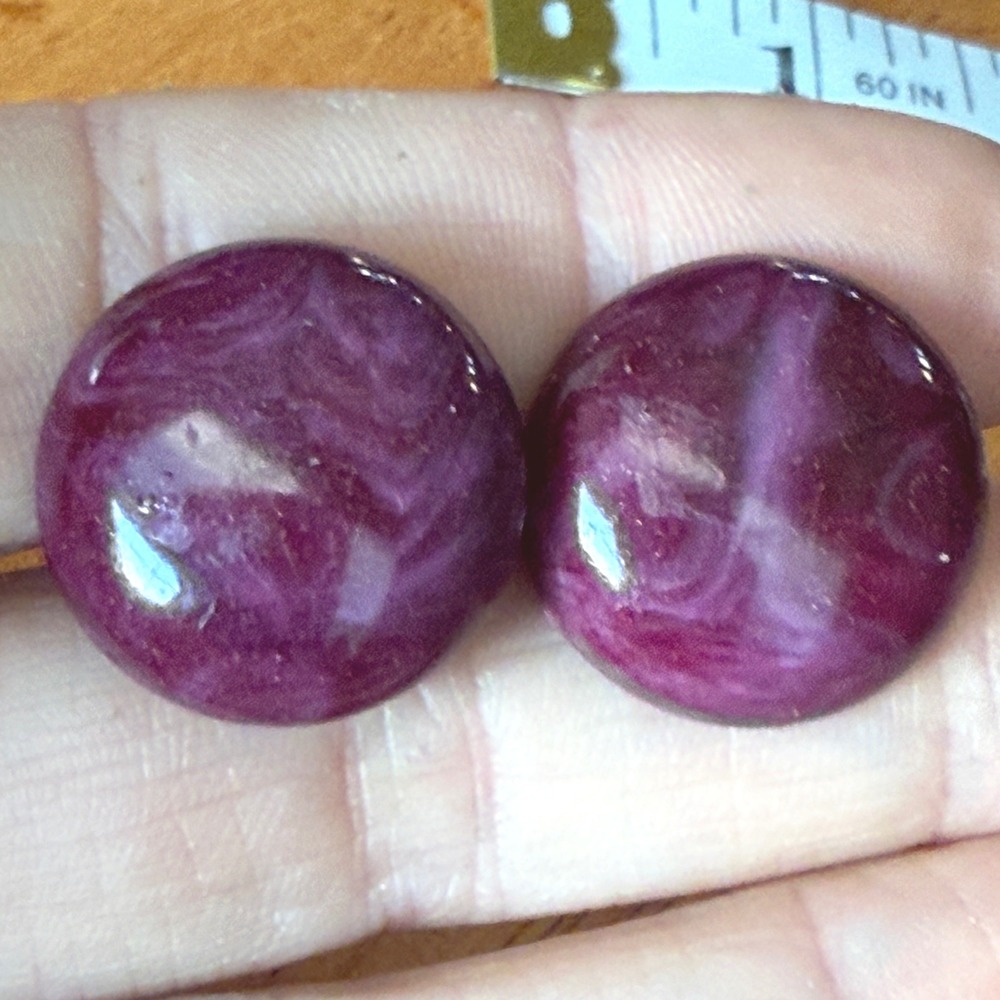 Vintage Marbled Magenta Resin Button Stud Earrings Retro Purple Swirl Oversized